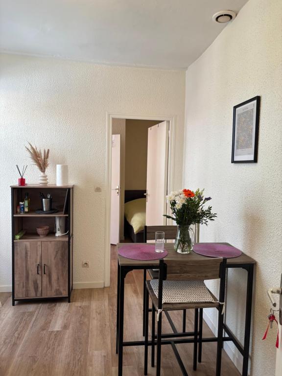 Petit T2 à Sillé-le-Guillaume - Ferienwohnung Sillé-le-Guillaume
