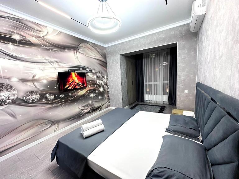 ЖК Комфорт сити, центр, рядом ТРЦ Мега по Розыбакиева - Chambres d'hôtes Almaty