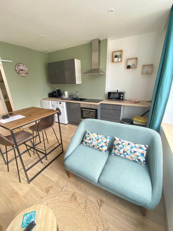 Joli appartement F2 plein centre Coutances - Chambres d'hôtes Coutances