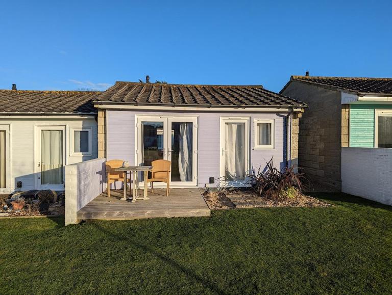 Saltbox B4 holiday cottage - Bed and Breakfast Freshwater
