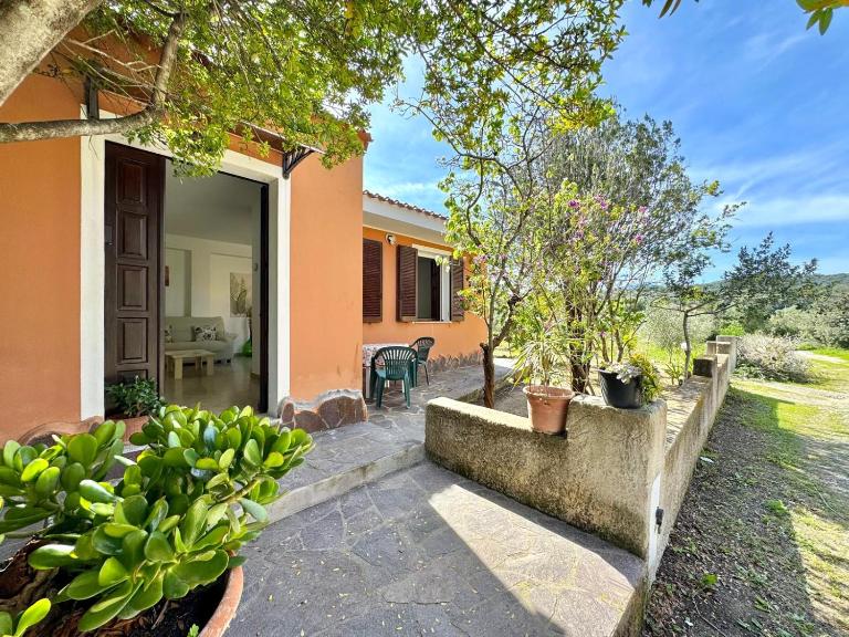 Torre Di Barì Apartment - Chambres d'hôtes Bari Sardo