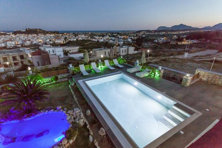 Villa Afandou Bliss with private pool & panoramic sea view - Bed and Breakfast Afántou