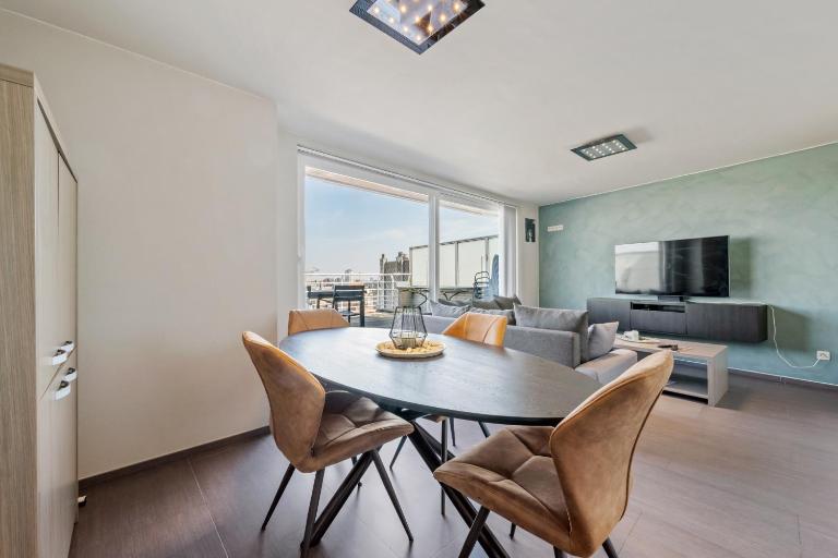 Modern Penthouse with Unique Terraces! - B&B Ostend