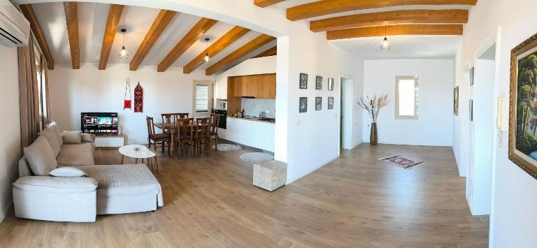 Albanian Traditions Legacy - B&B Durrës