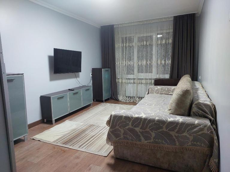 Квартира/ апартаменты - Ferienwohnung Almaty