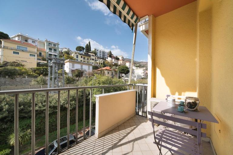 Hostdomus - Stella Maris - B&B Alassio