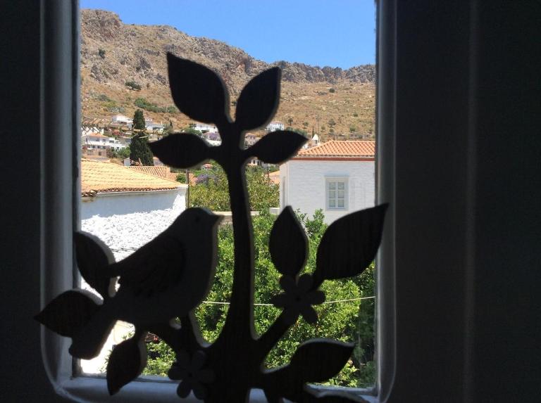Ξενώνας Erieta 's Guest House - B&B Ýdra