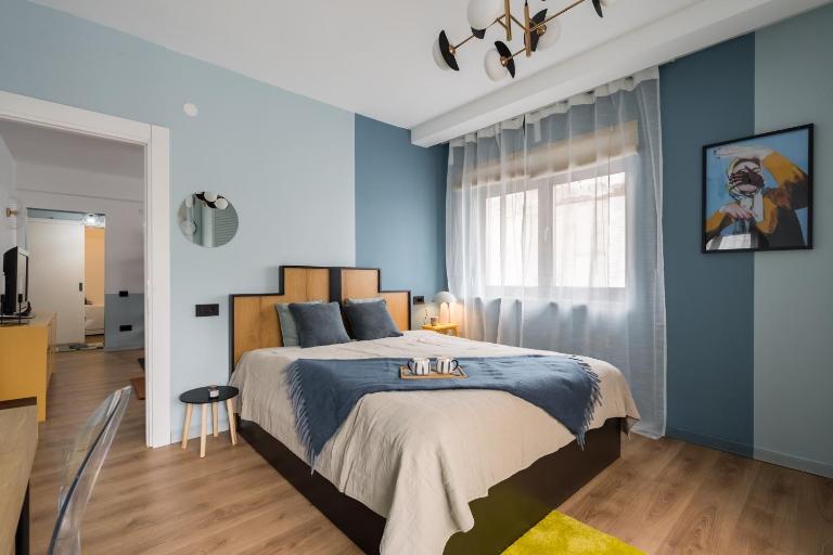 Checkers Queen Elizabeth ULTRACENTRAL - Bed and Breakfast Boekarest