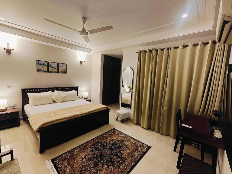 Oak GK2 - B&B Nuova Delhi