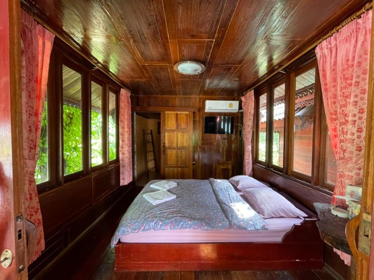 Healing House Holistic Farm Stay - B&B Ban Wet