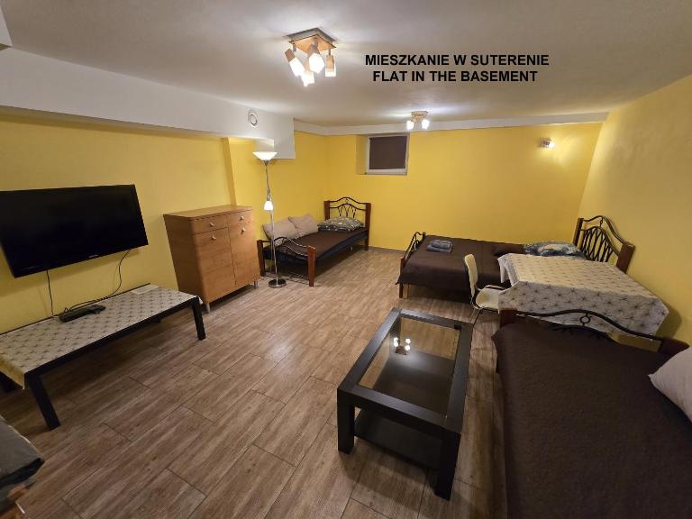 Mieszkanie w Suterenie - B&B Lublino