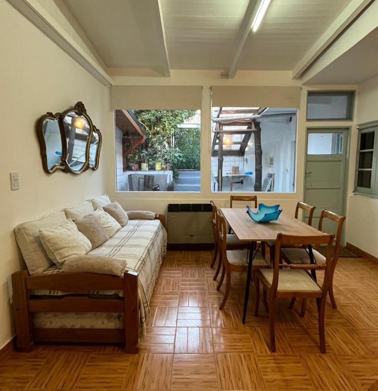 Cómoda casa céntrica para 4 ó 5 personas - B&B Bariloche