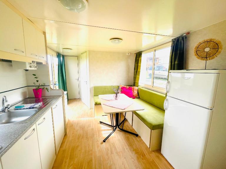 Mobilheim Terra - Výrovická přehrada - B&B Výrovice
