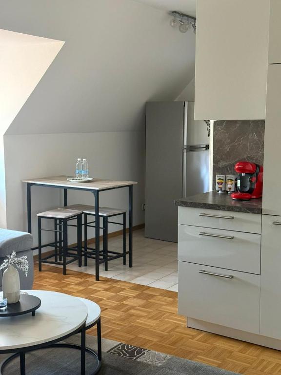 Old town comfort and cozy apartment 2 - Bed and Breakfast Dachau