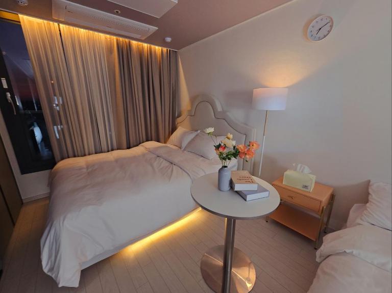 Dongseongro DSR&U Hotel room - B&B Daegu