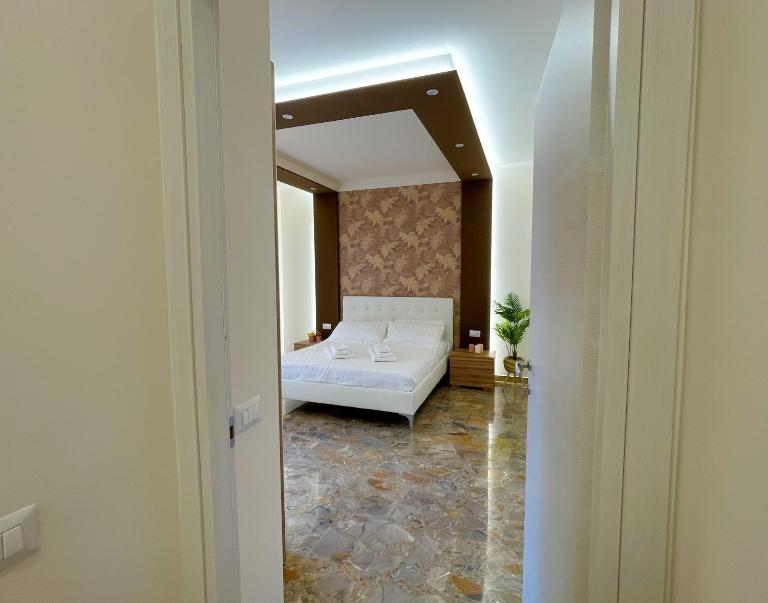 SIS HOUSE Apartment - Deluxe Apartment in Anzio City Center, 100m from the Sea - B&B Anzio