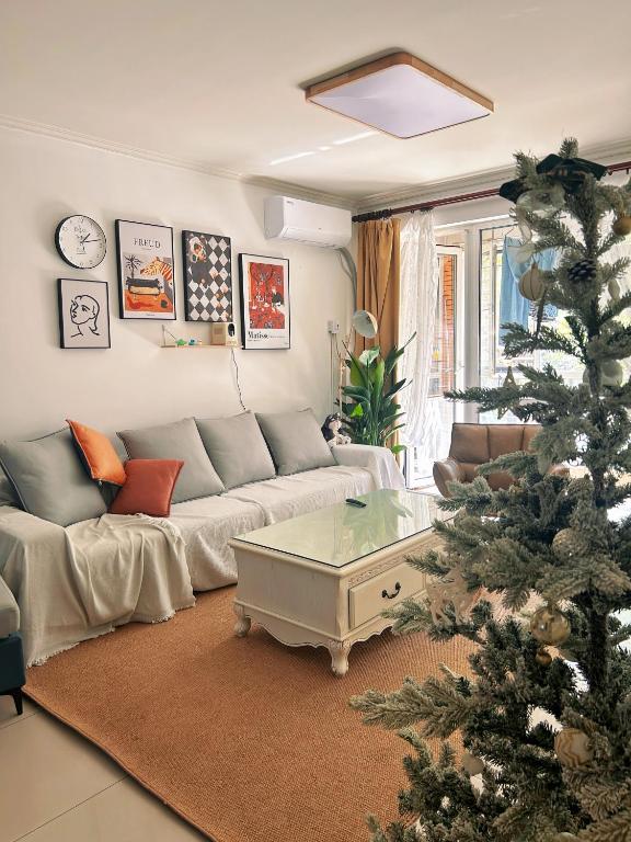 Lizi Boutique Guesthouse and Family Apartment - Bed and Breakfast Peking