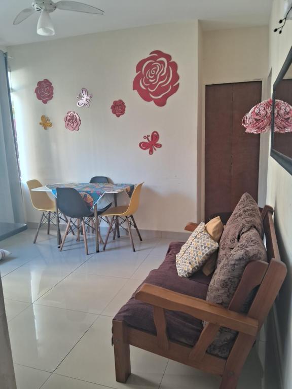 Apartamento Praia Grande - Aviação - 100m da praia - B&B Praia Grande