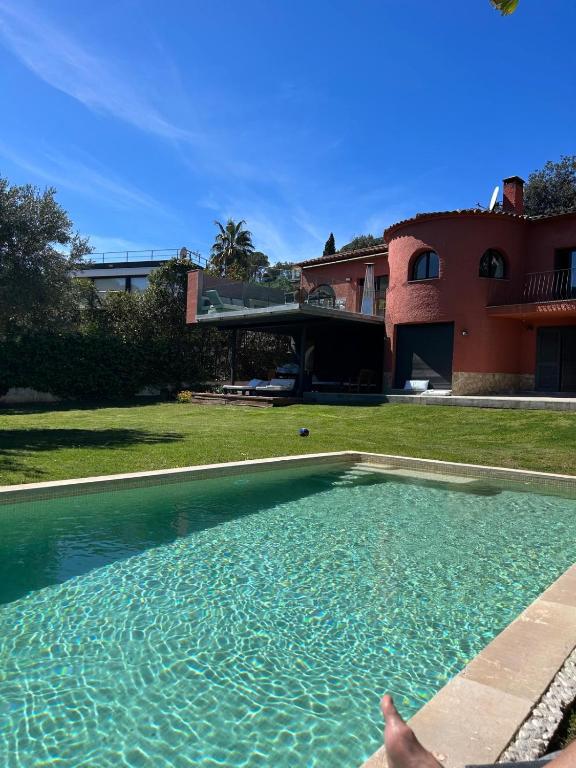 Beautiful Villa in Sa Riera Begur - B&B Sóller