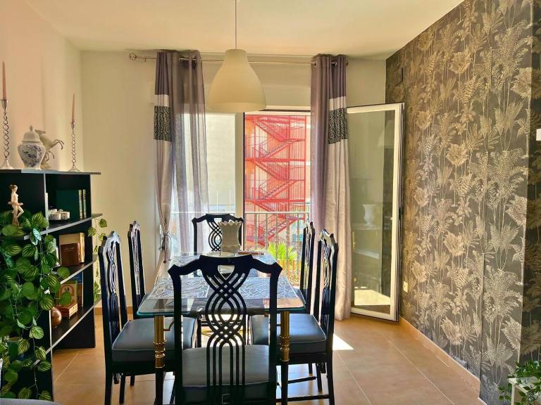 Home4u Calle Barcelona - B&B Armilla