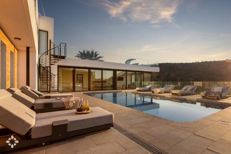 Villa Sea Happiness by Abahana Luxe - B&B Teulada