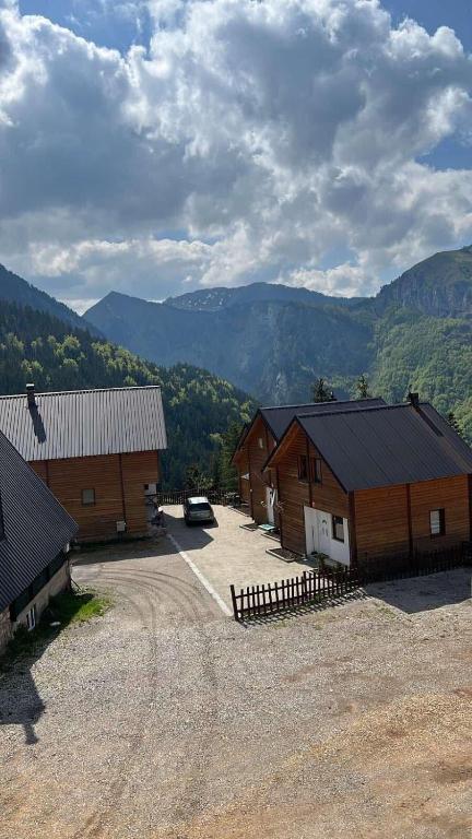 Villa Te Ibra - Rugovë - B&B Peja
