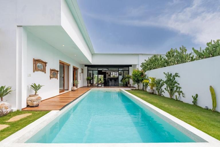 Villa Wampu By DreamAwayBali - Bed and Breakfast Seminyak