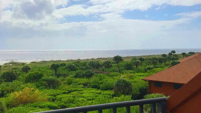 3-Bedroom Villa with Breathtaking Gulf Views & Rooftop Sundeck - Private Beach - B&B Sanibel
