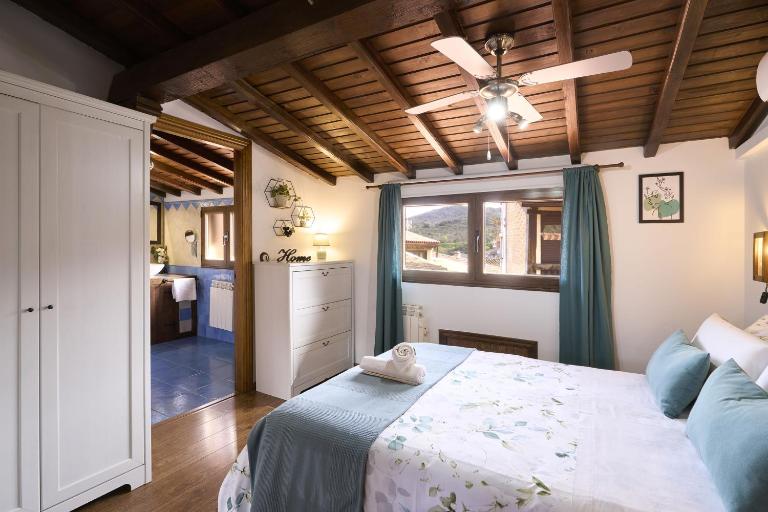 Apartamentos Ca' tio Celso - B&B San Esteban de la Sierra