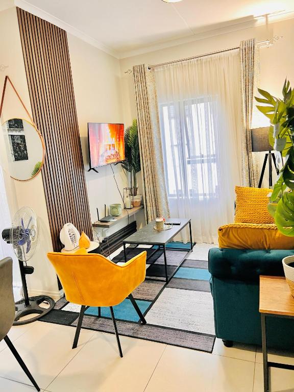 Classy 1 bed in Midrand at 93 on New Estate - Chambres d'hôtes Midrand