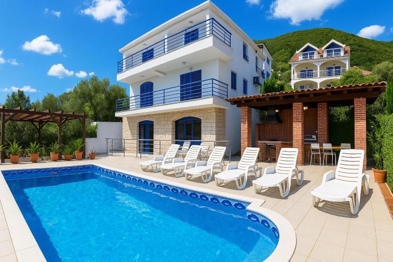 Villa Sea-N-Sun, 7 bedrooms & Pool, nearby Portonovi Marina. - B&B Ðenovići