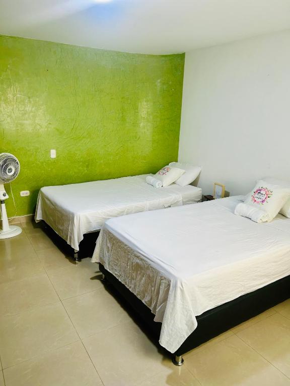 Habitación con baño privado en Belén los Alpes - Ferienwohnung Medellín