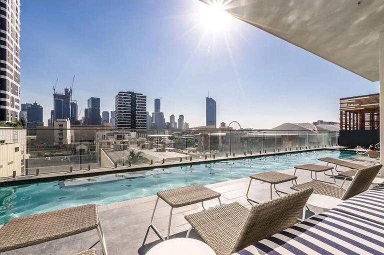 Central South Bank Apt w Pool, Gym & Best Location - B&B Brisbane