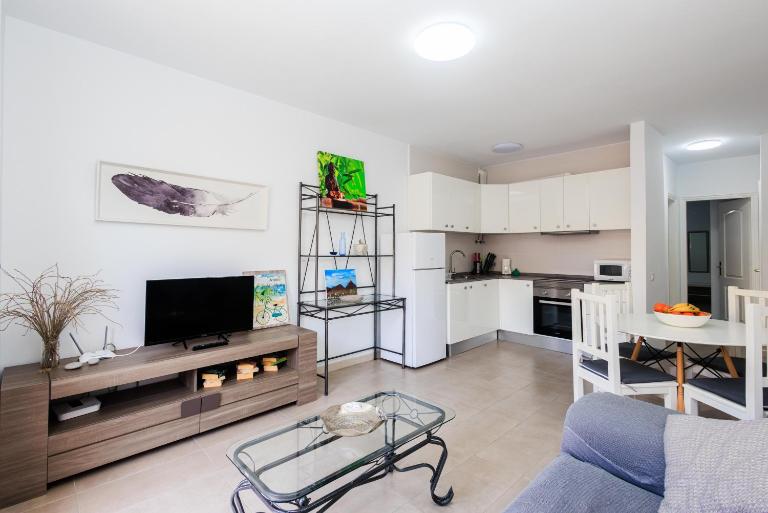 Apartment in Los Cristianos- Morales 1D - B&B Arona