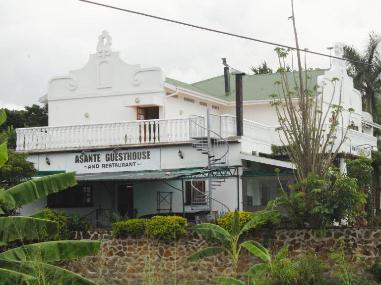 Asante Guesthouse and Restaurant - B&B Manzini