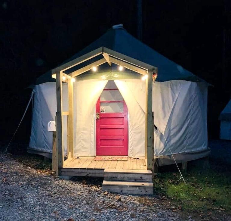 Unique Yurt-Dome Hybrid on Amazing Glampground near Bryson City, North Carolina - B&B Bryson City
