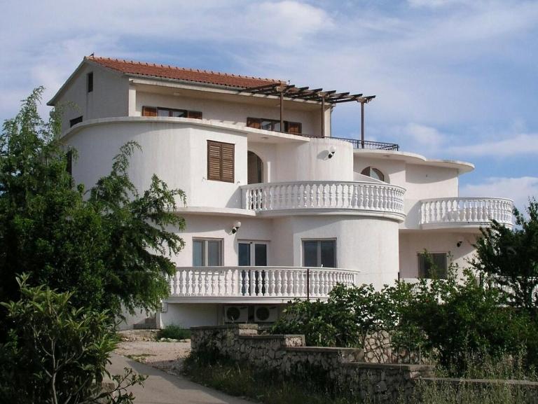 Apartments Sunshine Milin - B&B Jezera