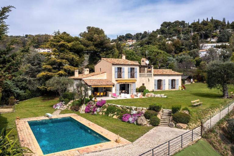 Magnifique villa avec vue mer panoramique - B&B Nizza