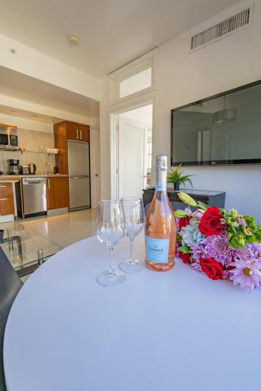 Beautiful 1 bedroom with Rooftop Pool D209 - B&B Miami Beach
