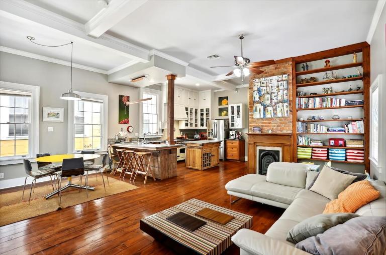 Eclectically furnished home in the heart of NOLA - B&B New Orleans