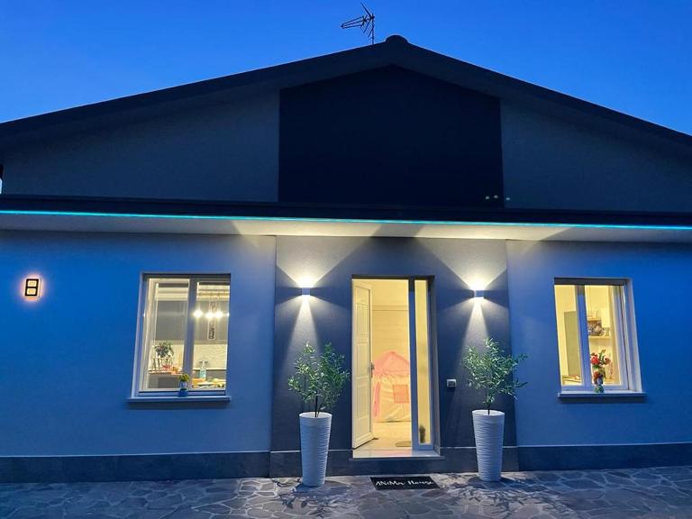 Casa Relax con parcheggio e jacuzzi , vicino al mare e al centro - Ferienwohnung Bellaria-Igea Marina