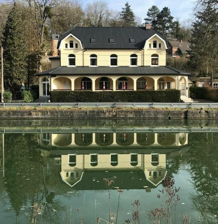 Maison Meuse - B&B Waulsort