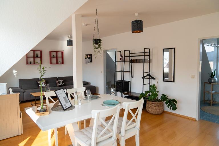 BRIGHT by Interior Apartments - Herkulesblick, Familienzimmer, Garten, ICE BHF, zentral - B&B Kassel