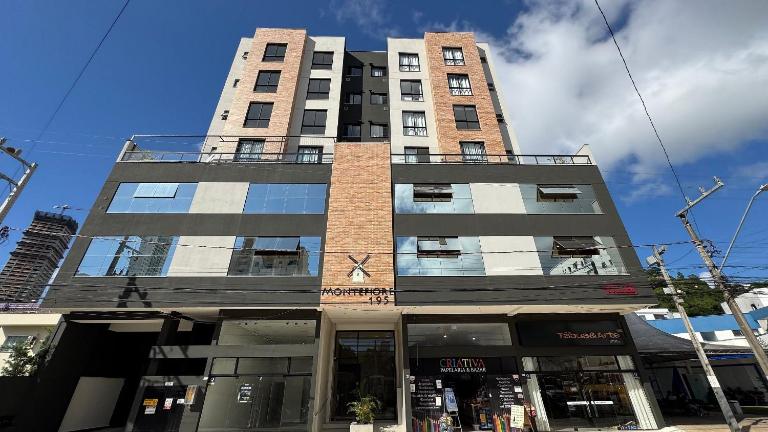 APT 604 – 2 Habitaciones con Parrilla en Balneário Camboriú - B&B Camboriú