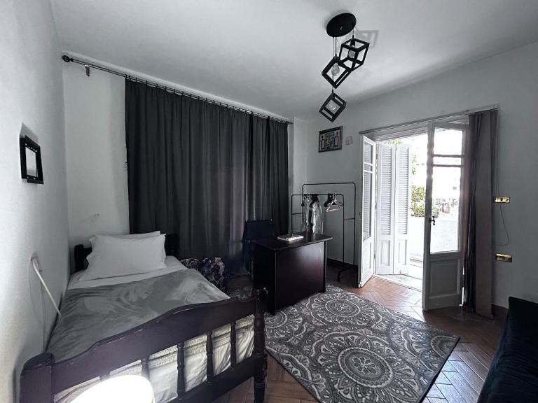 Unique Room Near To Airport, Nasr City - Ferienwohnung Kairo