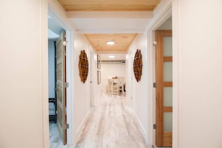 Delightful 2 BR Downtown Sarasota Condo - The White Pearl - Chambres d'hôtes Sarasota