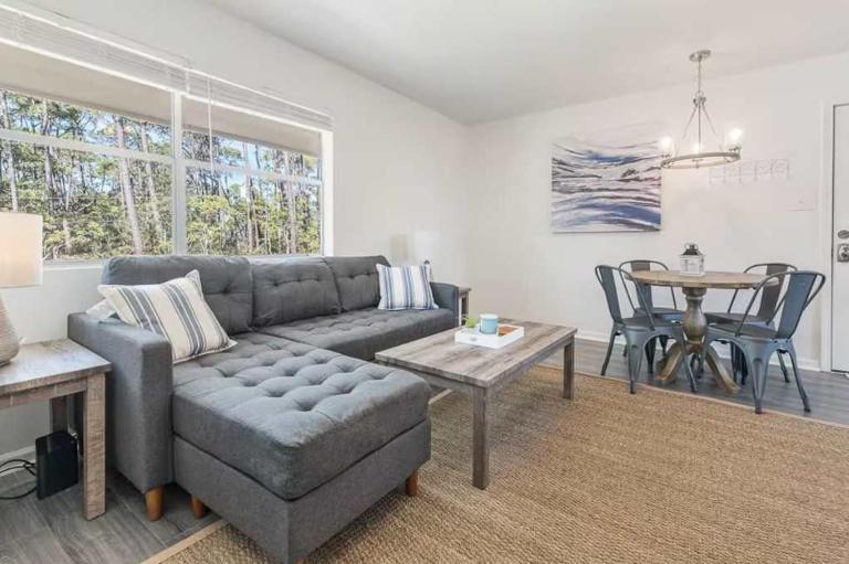 Dauphin Island Condos Near the Beach - Unit 4 - B&B Dauphin Island