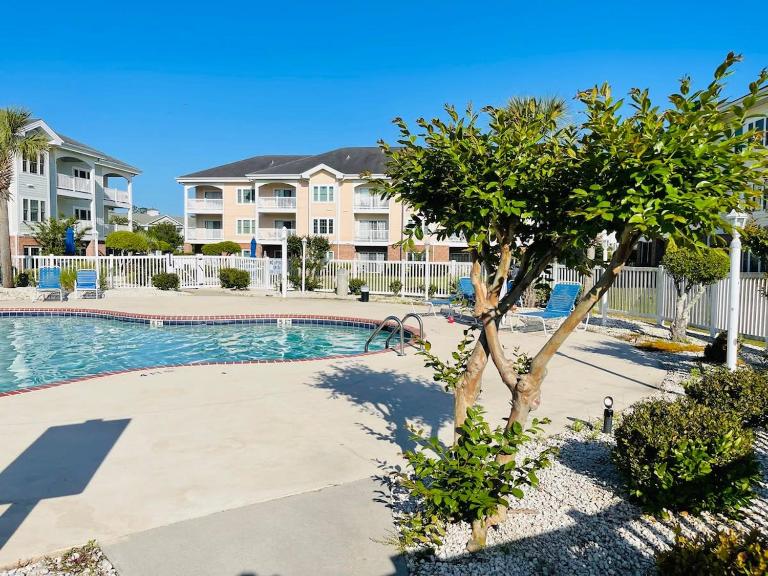 Tranquil and cozy 1st floor condo at Myrtlewood MB - B&B Myrtle Beach