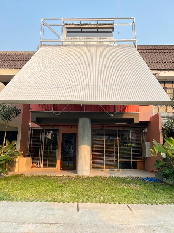 The Piedmont CNX - Ferienwohnung Chiang Mai