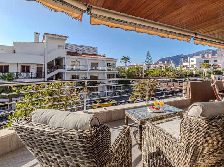 Santos Lerch Sol Apartment - B&B Puerto de Santiago